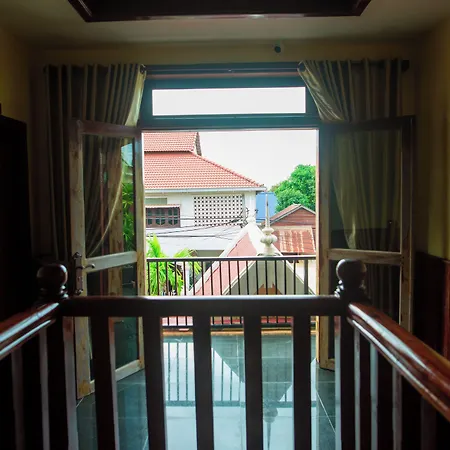 Mohasal Angkor Boutique